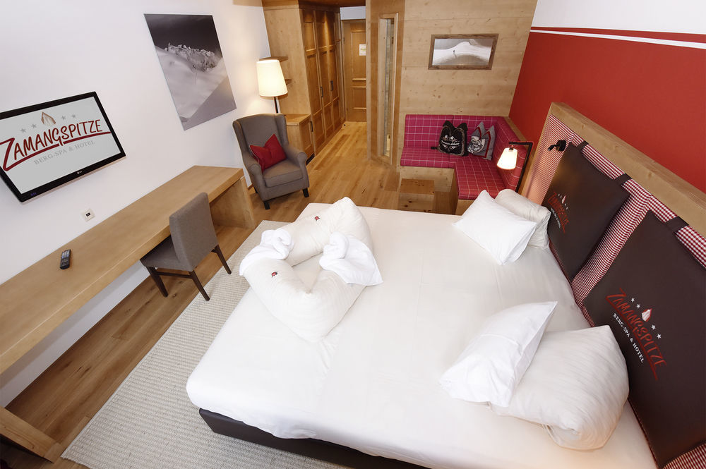 Berg-Spa & Hotel Zamangspitze Sankt Gallenkirch Dış mekan fotoğraf